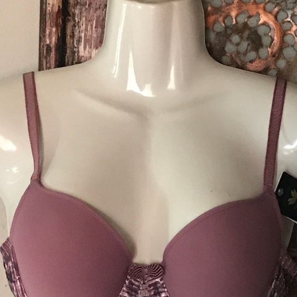 WACOAL LA FEME underwire T-shirt bra - Picture 2 of 13